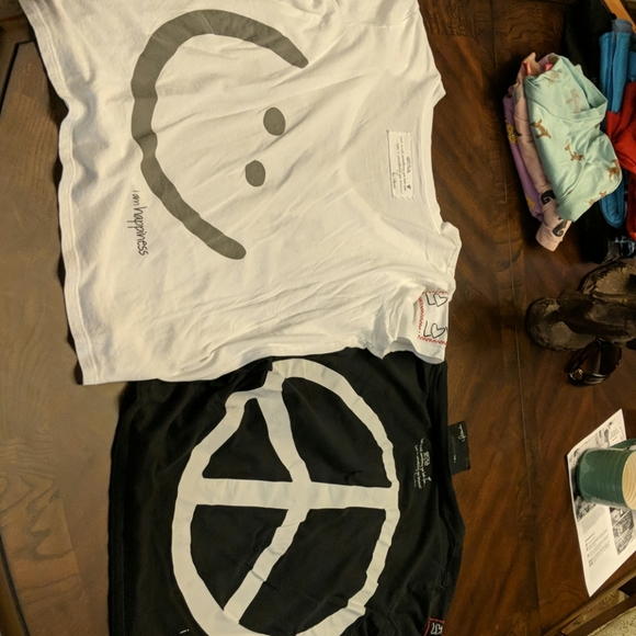 Peace, Love, World t-shirts - Picture 7 of 8